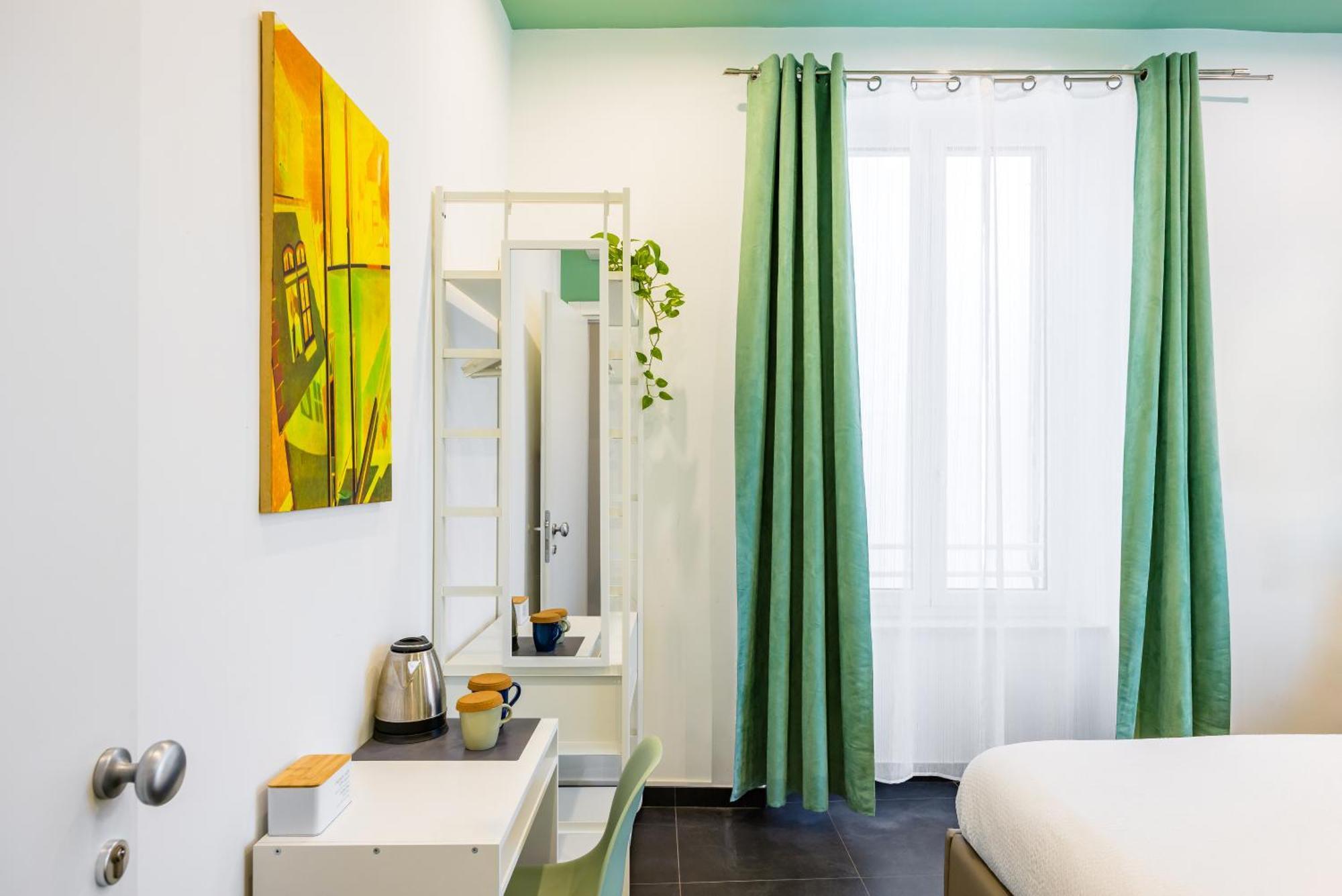 Triple Room Private Bathroom