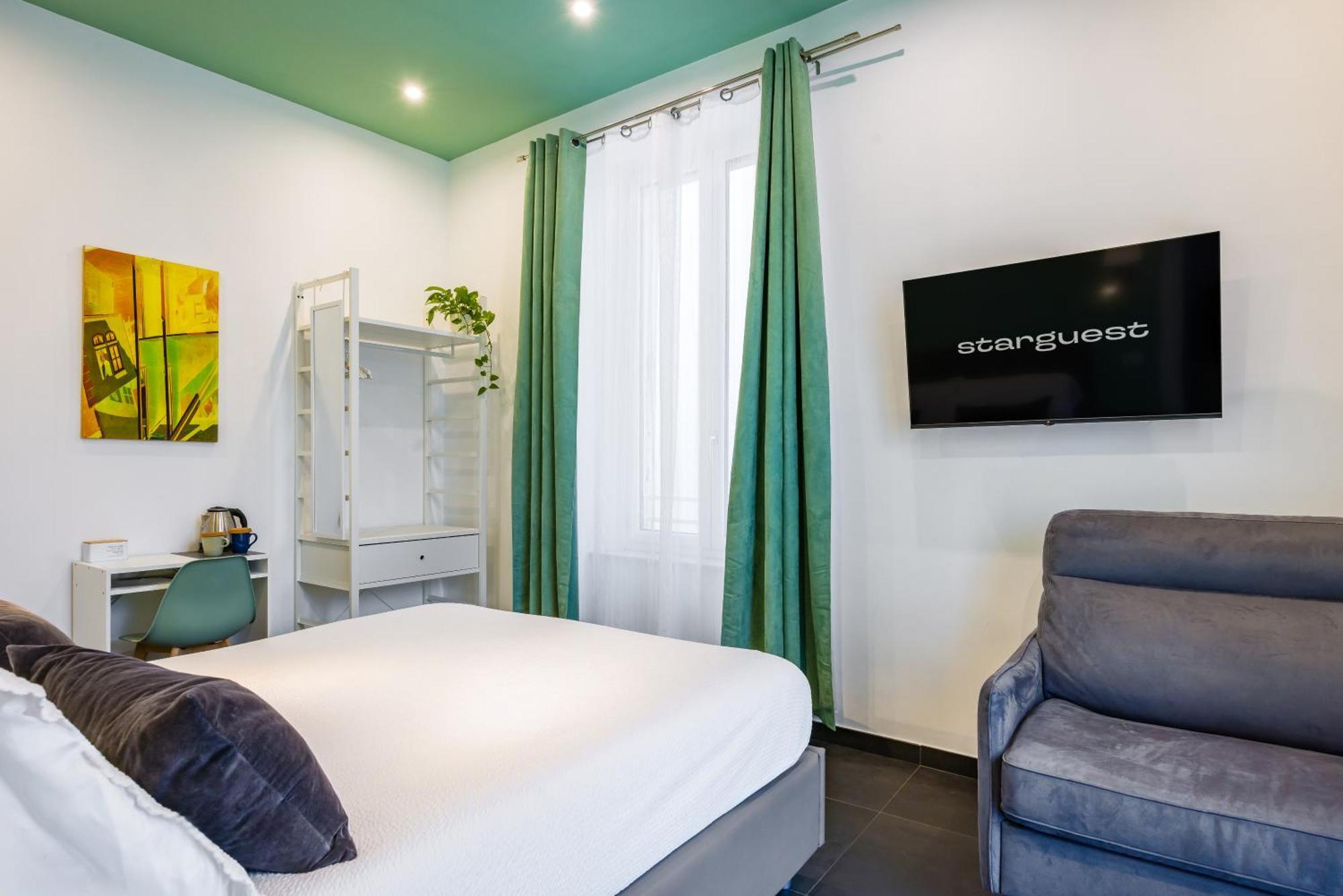 Triple Room Private Bathroom