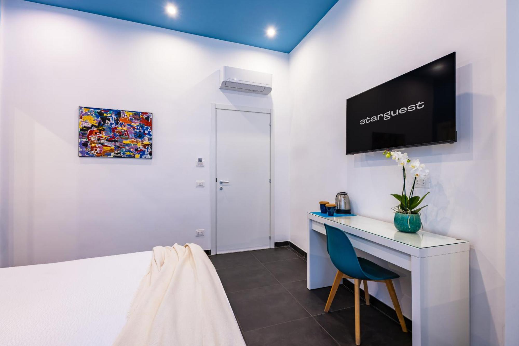 Double Room Private Bathroom
