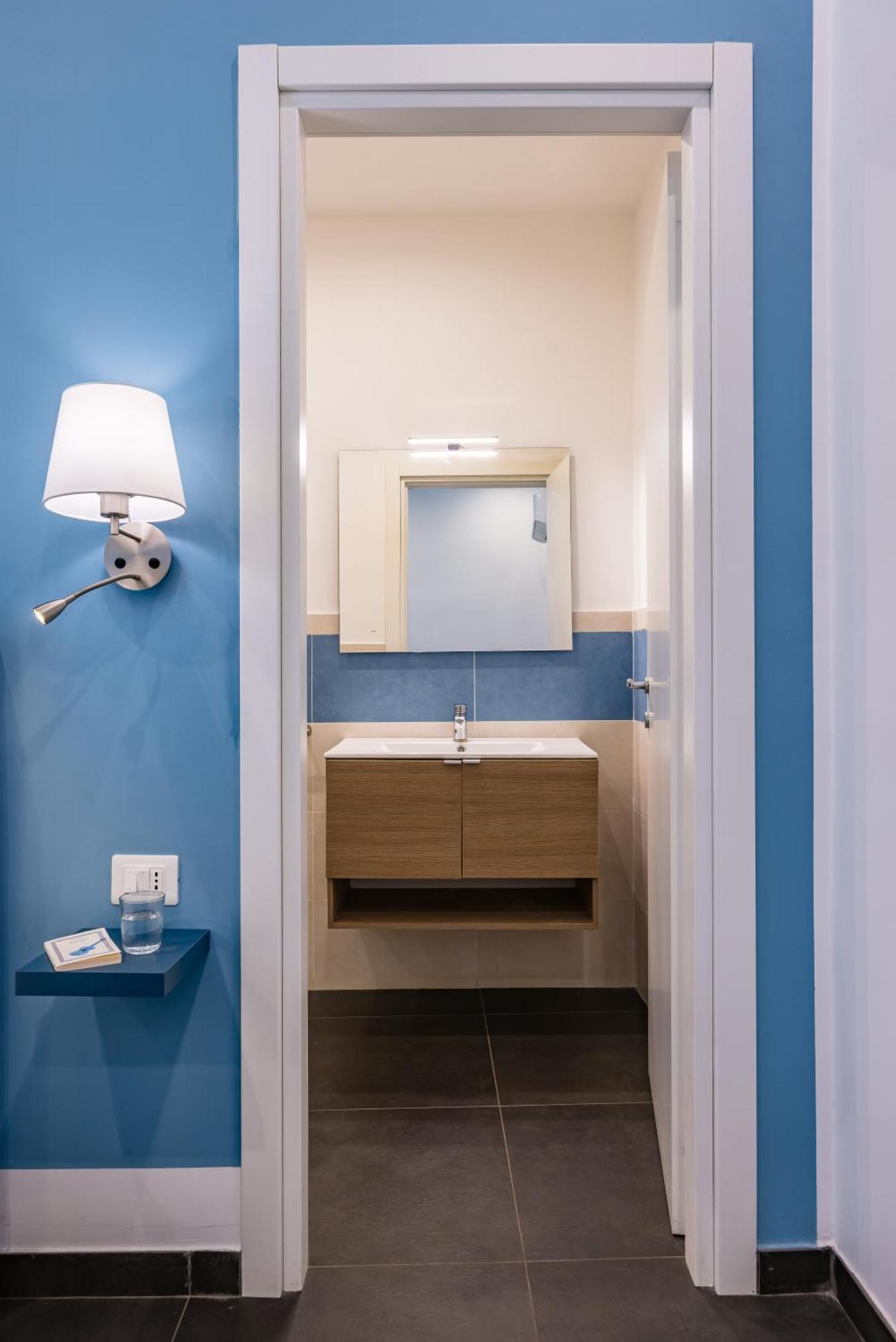 Double Room Private Bathroom